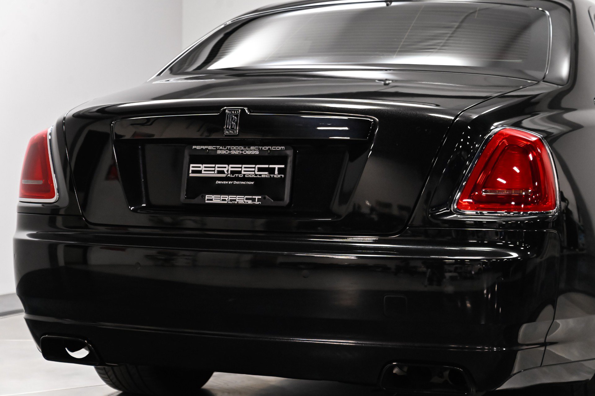Used 2017 Rolls-Royce Ghost RWD image 62