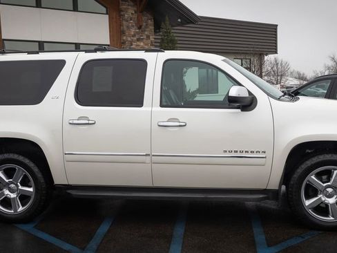 Used 2014 Chevrolet Suburban LTZ image 35
