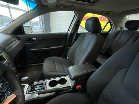 Used 2011 Ford Fusion SE w/ 202A Rapid Spec Order Code image 12