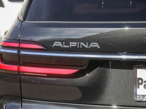 New 2026 BMW ALPINA XB7 image 7