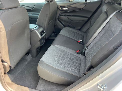Used 2022 Chevrolet Equinox LT FWD image 21