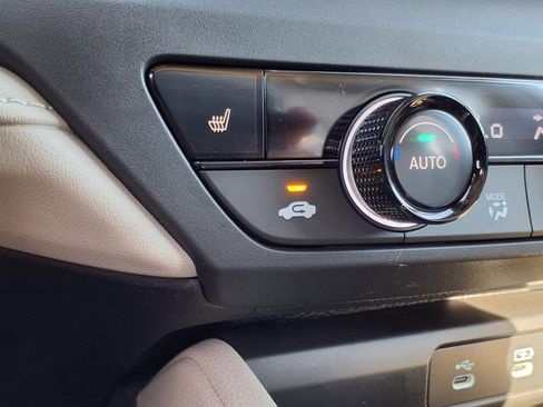 Certified 2025 Honda Accord SE image 20