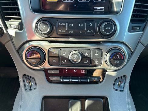 Used 2020 Chevrolet Tahoe LT AWD/4WD image 28
