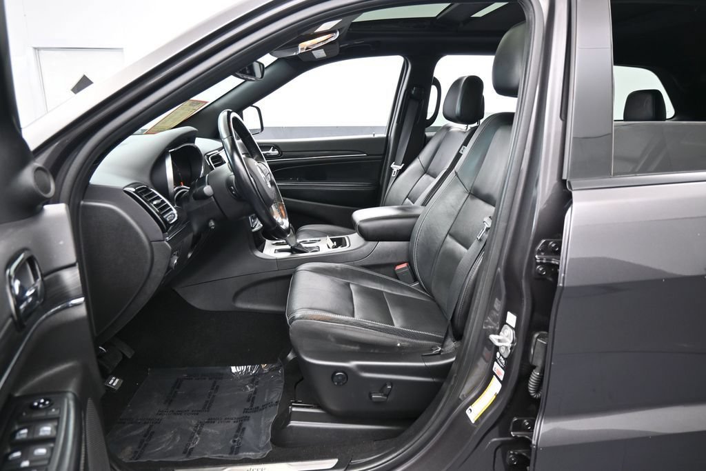 Used 2021 Jeep Grand Cherokee Limited w/ Quick Order Package 28K 80th RWD image 11