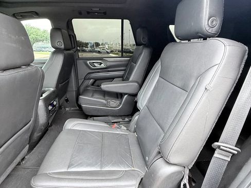 Used 2021 Chevrolet Tahoe LT w/ LT Signature Package RWD image 5