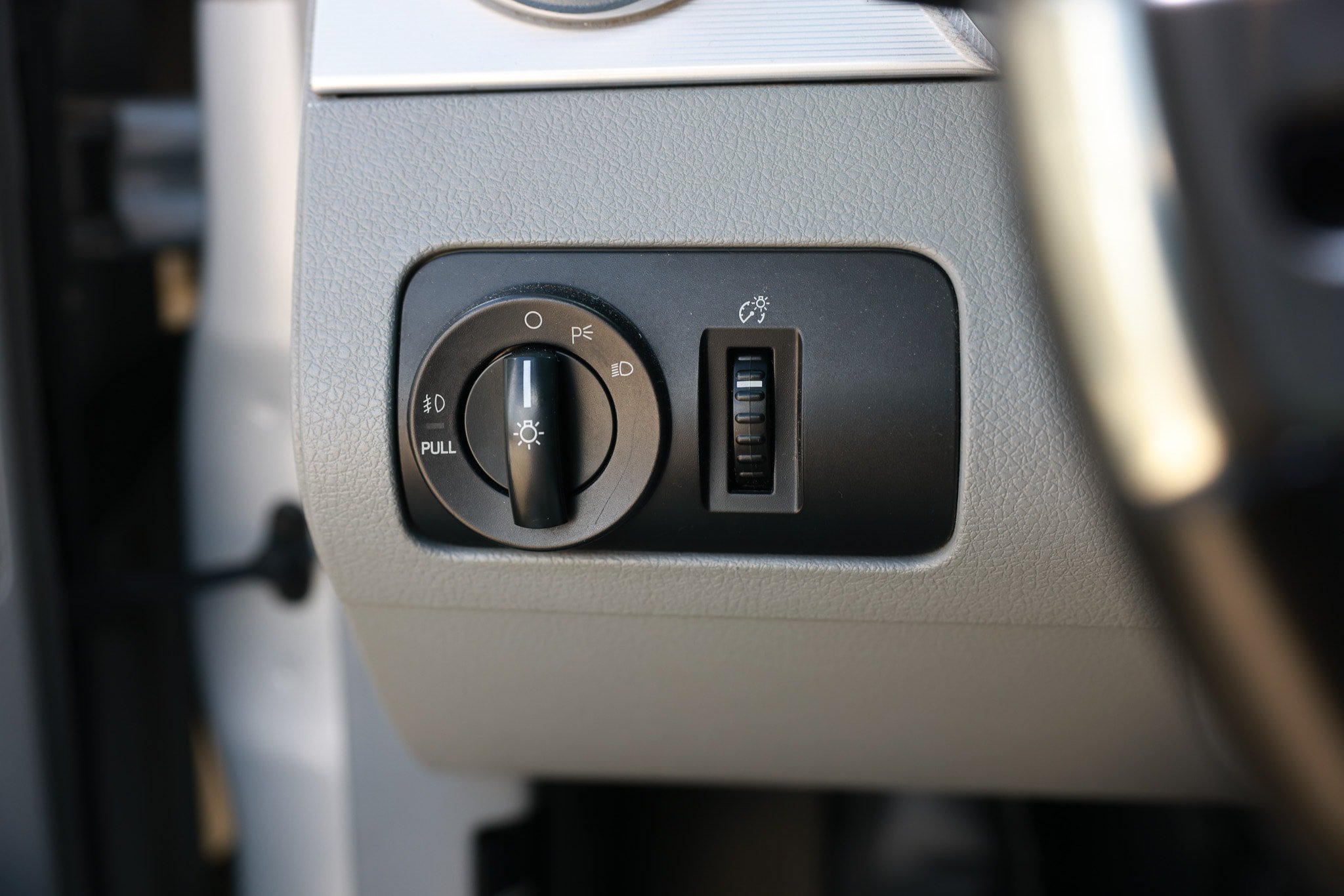 Used 2006 Ford Mustang GT Premium RWD image 48