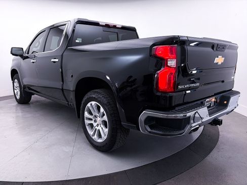 Used 2023 Chevrolet Silverado 1500 LTZ w/ LTZ Premium Package AWD/4WD image 15