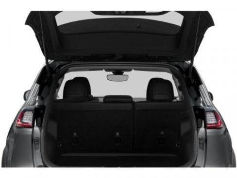 Used 2019 Jeep Cherokee Trailhawk w/ Cold Weather Group image 14