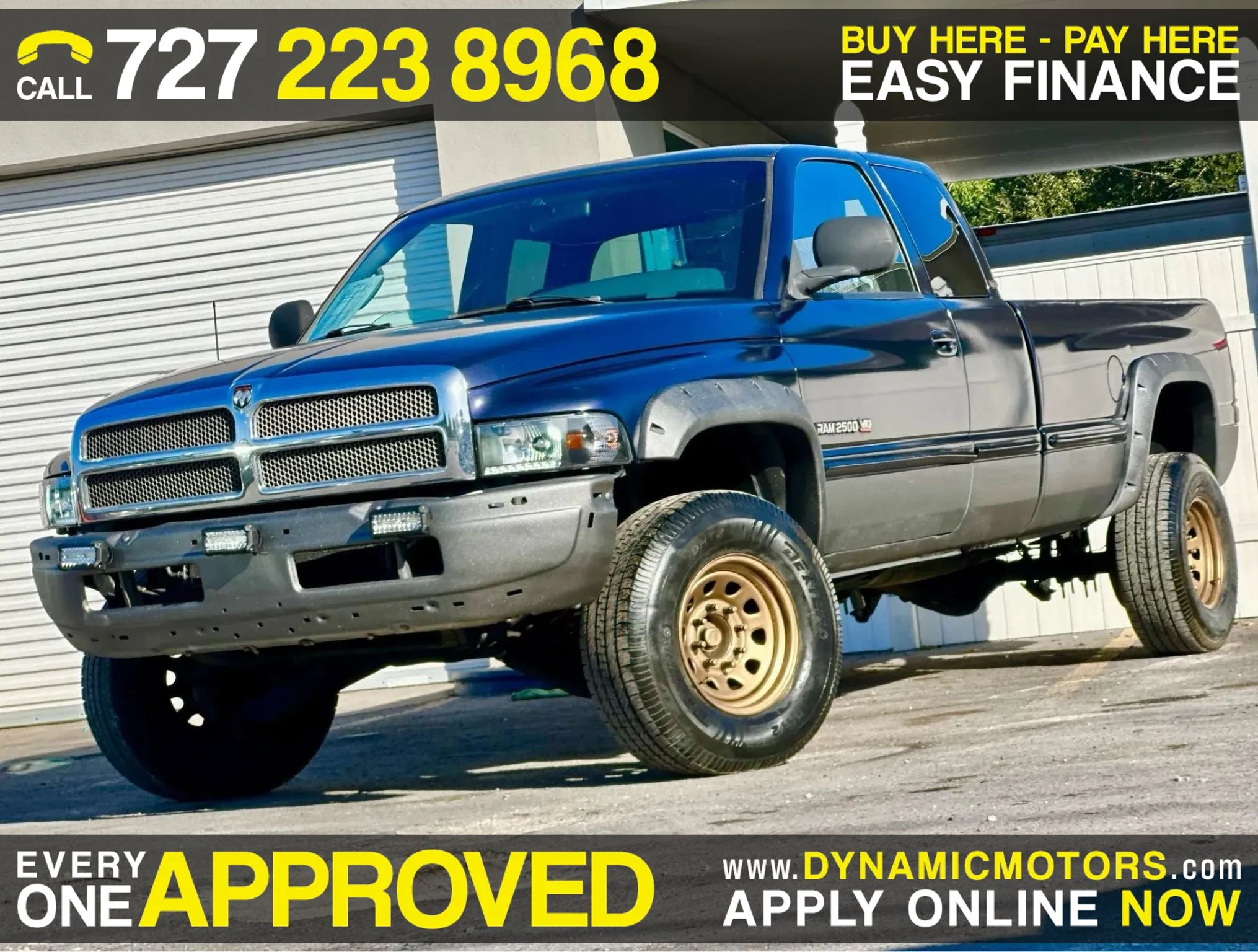 Used 1999 Dodge Ram 2500 Truck 2WD Club Cab image 1
