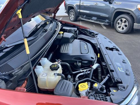 Used 2018 Chrysler Pacifica Limited w/ Tire & Wheel Group image 59