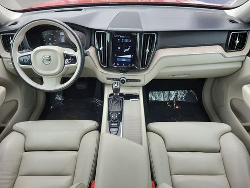 Used 2018 Volvo XC60 T5 Inscription w/ Convenience Package AWD/4WD image 14