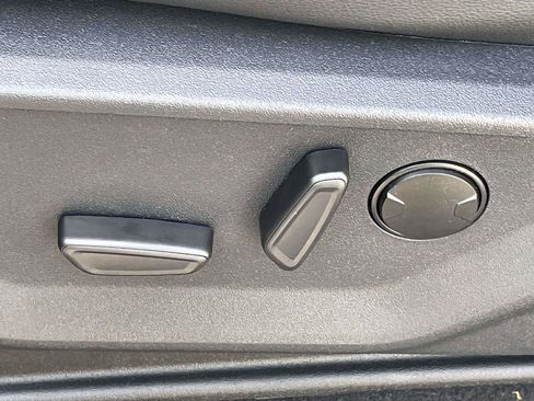 New 2026 Ford F250 Lariat w/ Black Appearance Package image 14