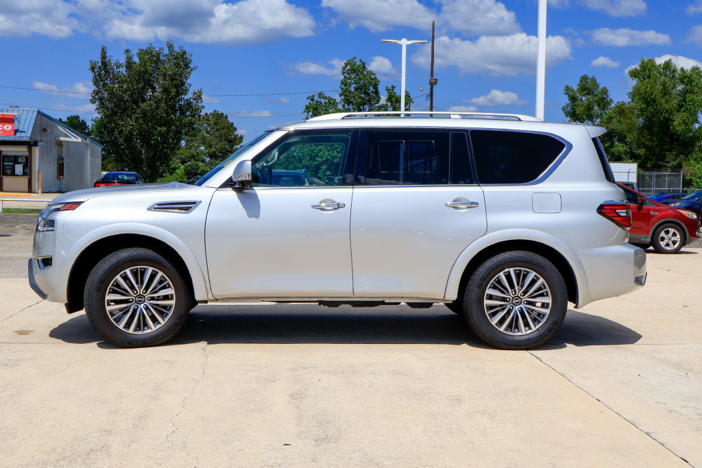 Used 2024 Nissan Armada SL w/ Captain's Chairs Package RWD image 28
