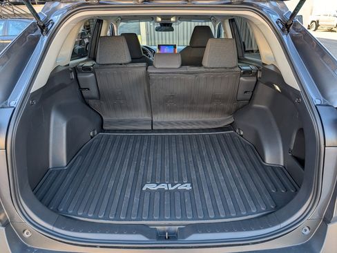 Used 2025 Toyota RAV4 LE image 9
