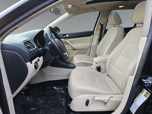 Used 2014 Volkswagen Jetta TDI image 9