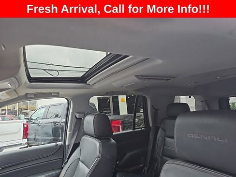 Used 2017 GMC Yukon Denali w/ Open Road Package AWD/4WD image 8