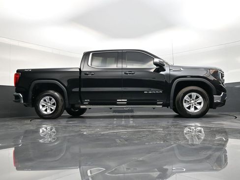 Used 2023 GMC Sierra 1500 SLE image 26