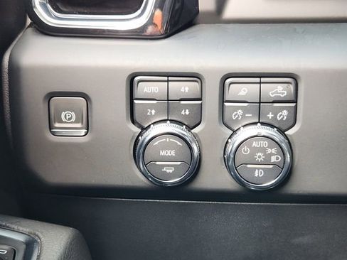 Used 2024 GMC Sierra 1500 Denali w/ Denali Reserve Package image 29