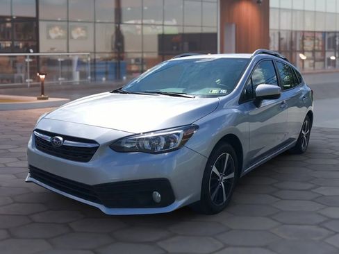 Used 2020 Subaru Impreza 2.0i Premium image 5