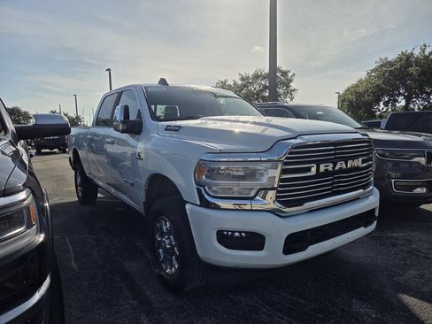 Used 2024 RAM 2500 Laramie w/ Safety Group AWD/4WD image 2