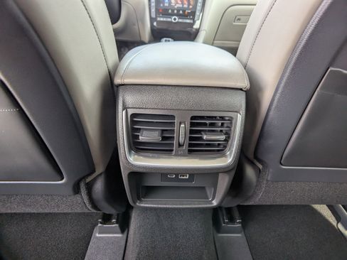 Used 2023 INFINITI QX50 Luxe AWD/4WD image 16