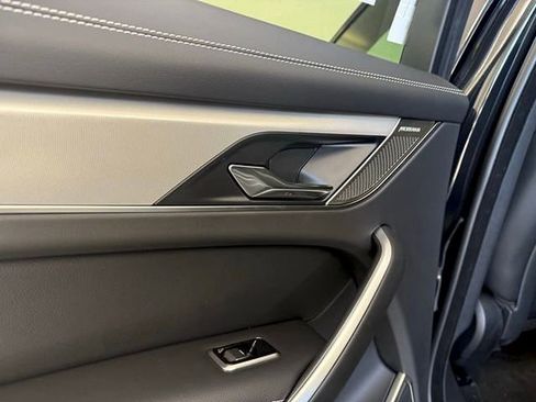 Certified 2025 Jaguar F-PACE R-Dynamic S image 23