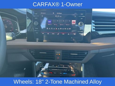 Used 2025 Volkswagen Jetta SEL image 19