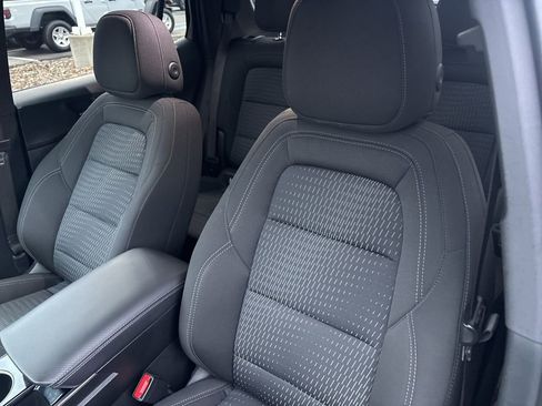 Used 2025 Chevrolet Equinox LT image 13