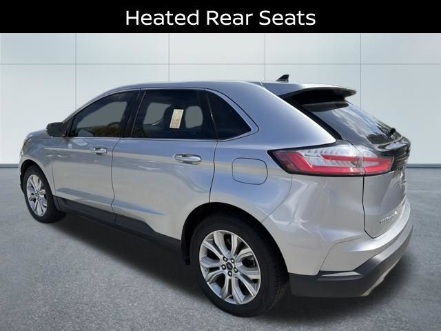 Used 2022 Ford Edge Titanium w/ Equipment Group 301A AWD/4WD image 3