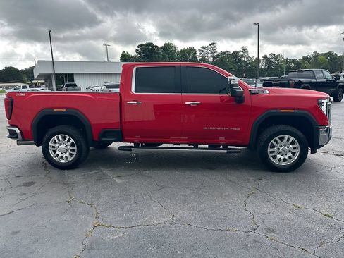 Used 2024 GMC Sierra 2500 SLT w/ SLT Premium Package AWD/4WD image 5