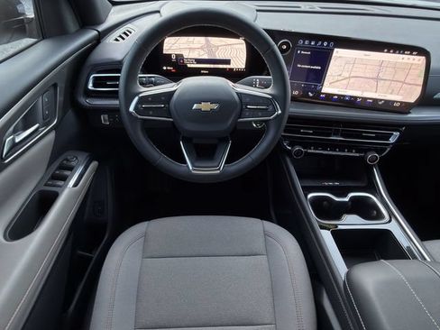 New 2026 Chevrolet Traverse LT FWD image 11