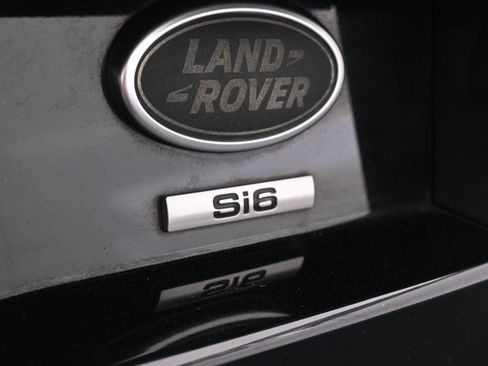 Used 2020 Land Rover Discovery SE image 33