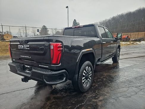 Used 2024 GMC Sierra 2500 Denali Ultimate w/ Max Trailering Package image 5