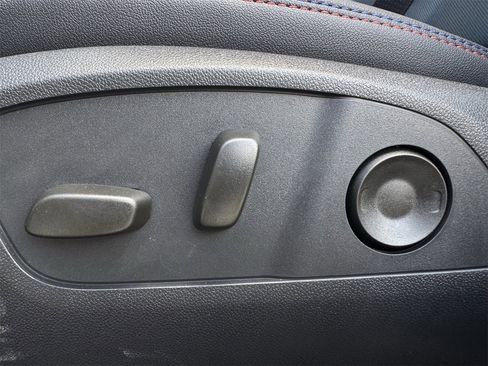 New 2026 Chevrolet Equinox EV RS image 20