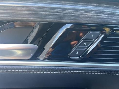 Used 2024 Jeep Wagoneer L Series III w/ Flexible Seating Group AWD/4WD image 21
