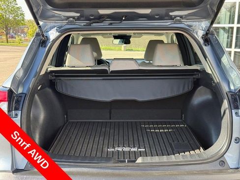 Used 2024 Toyota Corolla Cross LE w/ Moonroof Package AWD/4WD image 9