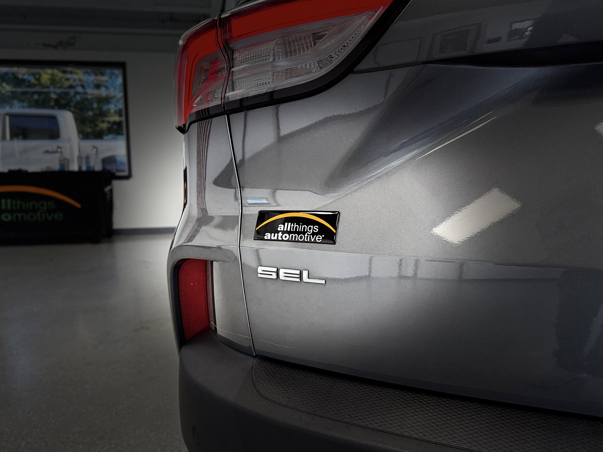 Used 2021 Ford Escape SEL w/ Technology Package AWD/4WD image 29