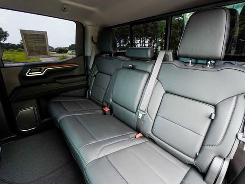 Used 2024 GMC Sierra 1500 Denali w/ Technology Package image 36