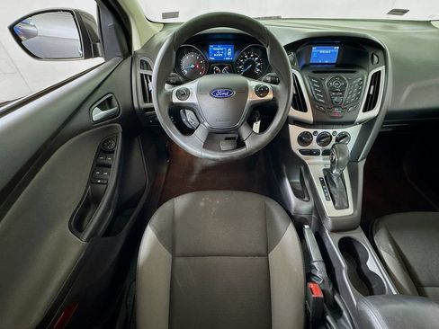 Used 2014 Ford Focus SE FWD image 18