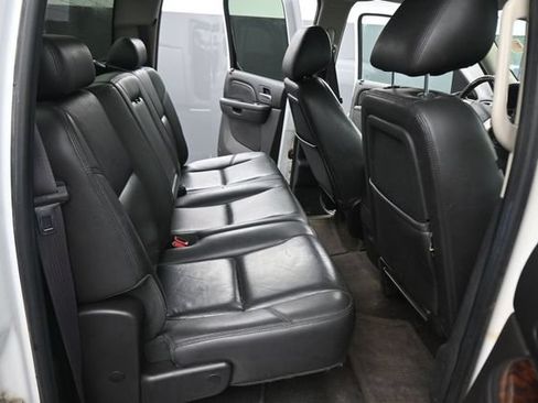 Used 2012 GMC Sierra 2500 Denali AWD/4WD image 16