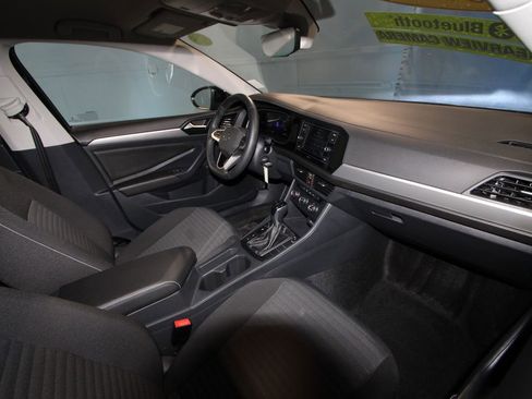 Used 2024 Volkswagen Jetta S FWD image 17