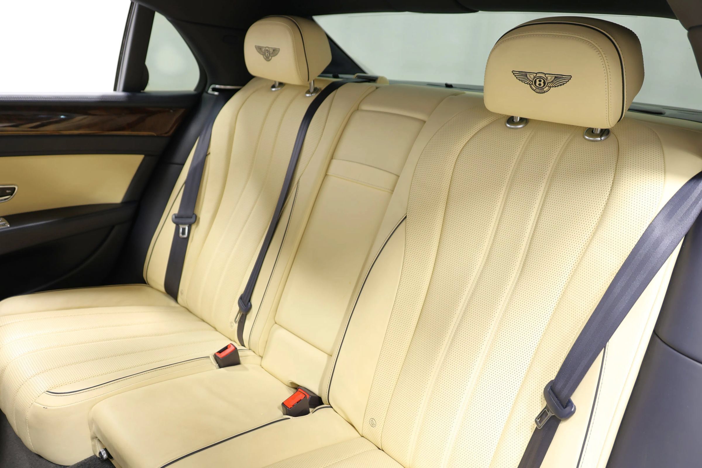 Used 2015 Bentley Flying Spur V8 AWD/4WD image 3