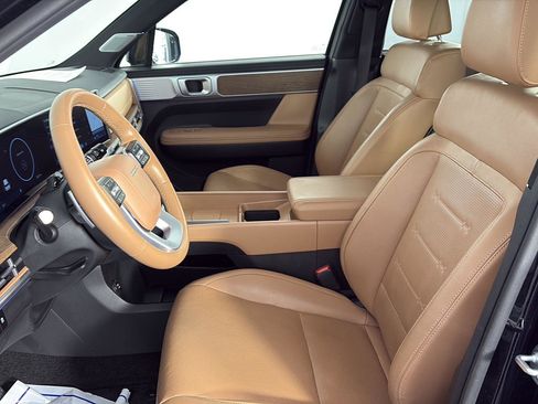 Used 2025 Hyundai Santa Fe Limited AWD/4WD image 38