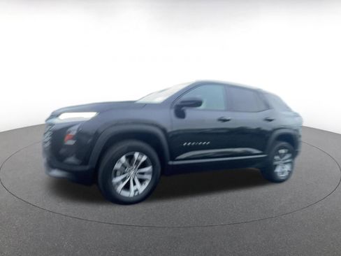 Used 2025 Chevrolet Equinox LT image 8