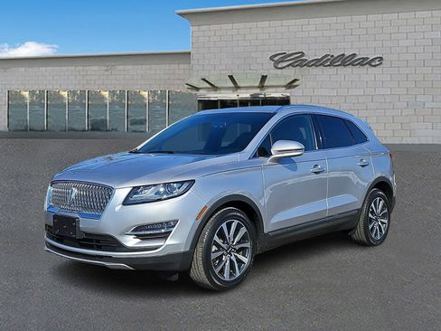 Used 2019 Lincoln MKC Reserve image 1