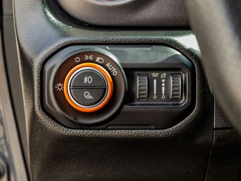 Used 2022 Jeep Gladiator Mojave w/ LED Lighting Group image 21