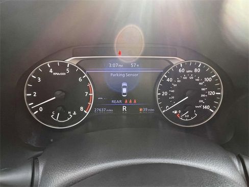 Used 2023 Nissan Altima 2.5 SR w/ SR Premium Package image 27