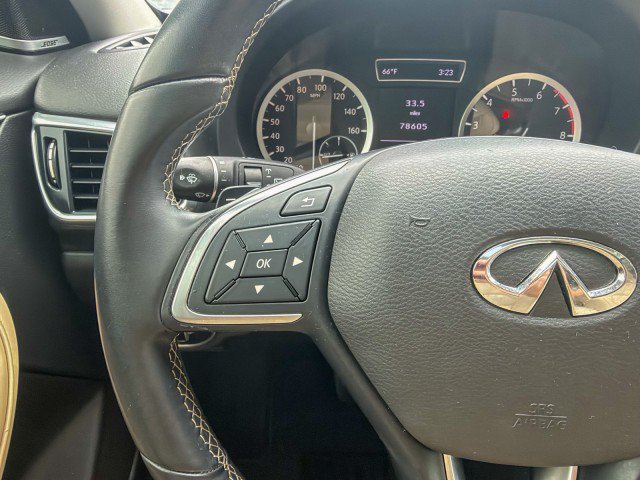 Used 2018 INFINITI QX30 Premium w/ Cargo Package AWD/4WD image 9