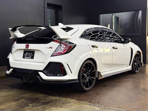 Used 2019 Honda Civic Type R image 9