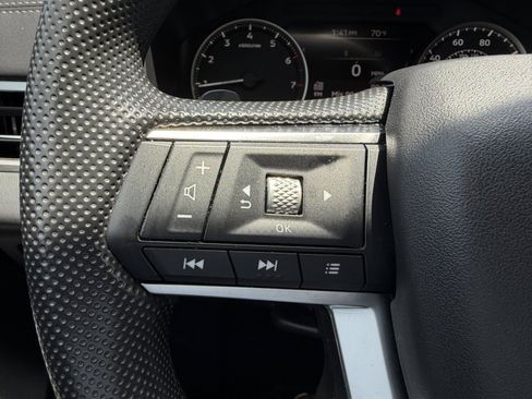 Used 2025 Mitsubishi Outlander ES AWD/4WD image 23